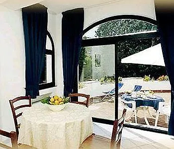 Macapa Aparthotel Ischia